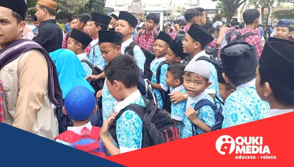 Mengetuk Pintu Langit, PKBM QuraniKids School Ikuti Shalat Istisqa di Alun-Alun Cianjur